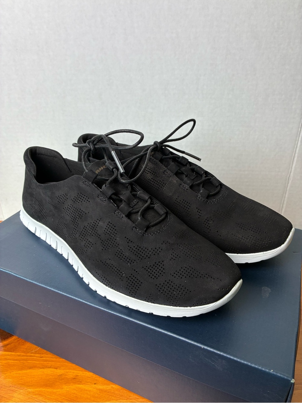 Cole Haan 2 Zerogrand Stitchlite Women's Size 9 Black Shoes Perforated Lace Up